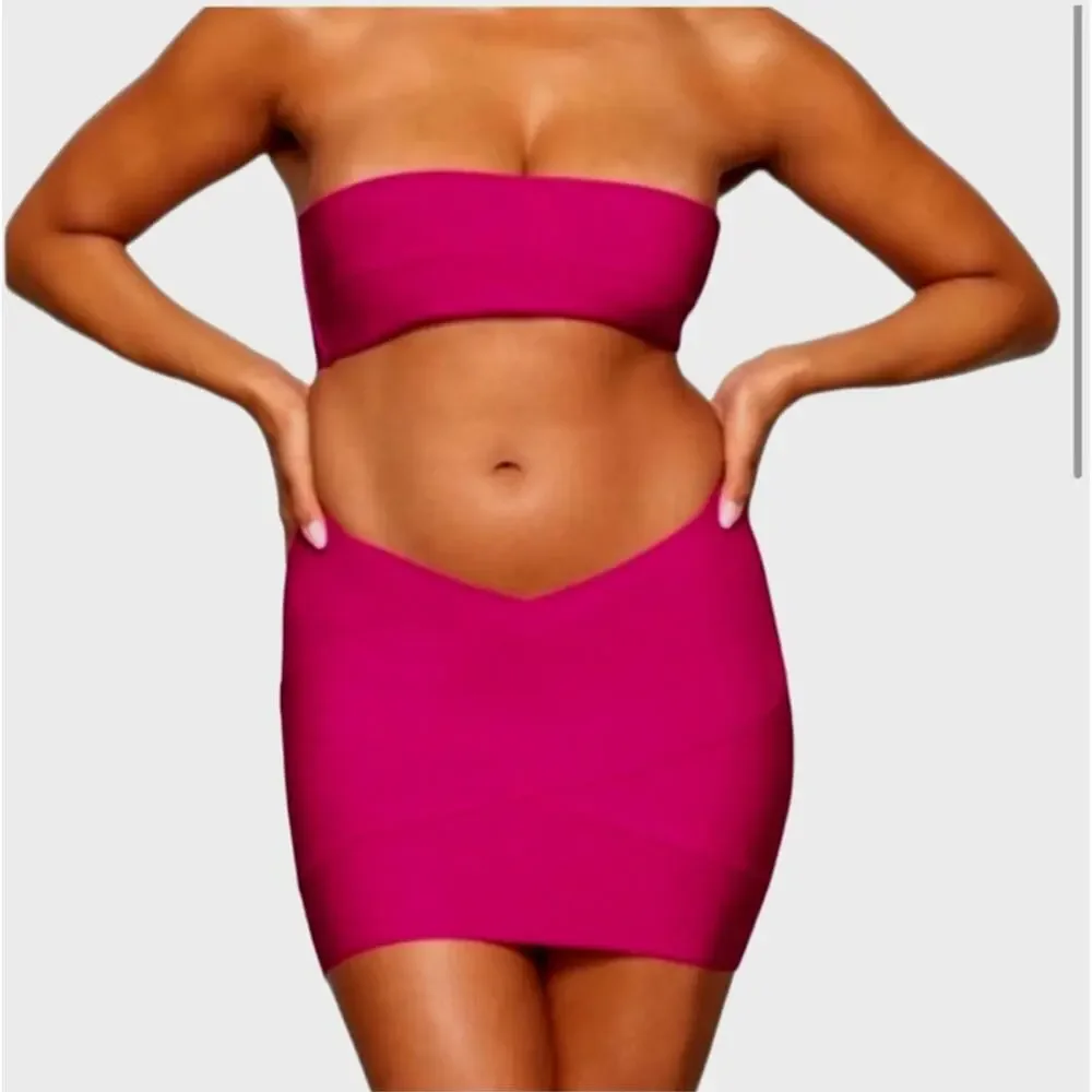 SKIMS Skims Knit SwimMini Skirt‎ cover up inLollipop NWT SIZELarge$55 Size: L